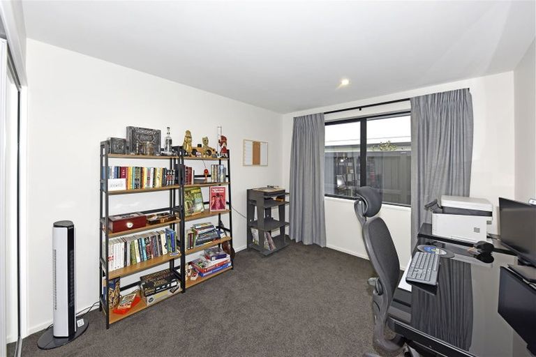 Photo of property in 10 Ruston Lane, Halswell, Christchurch, 8025