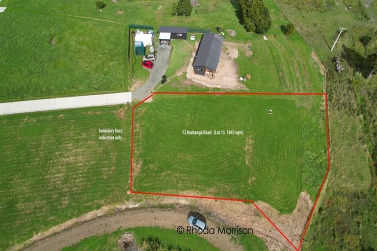 Photo of property in 12 Arahanga Road, Paparoa, 0571