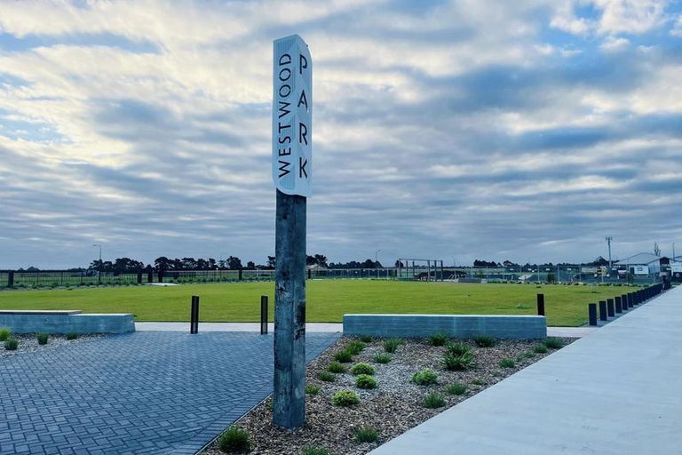 Photo of property in 39 Drylands Drive, Rolleston, 7614