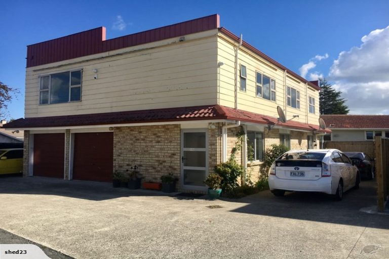 Photo of property in 112 Settlement Road, Papakura, 2110