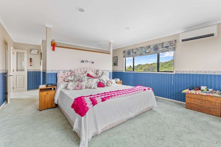 Photo of property in 520 Manutahi Road, Lepperton, New Plymouth, 4373