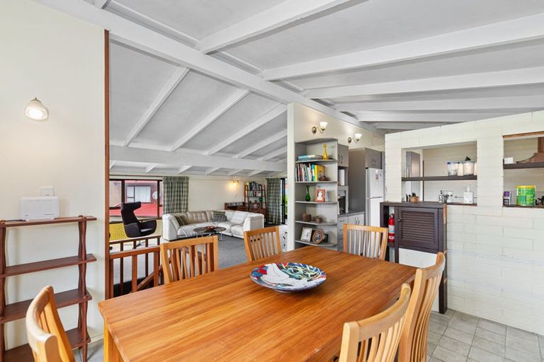 Photo of property in 7 Pakira Avenue, Glendene, Auckland, 0602