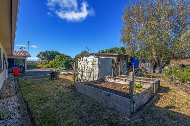 Photo of property in 250 Foxton Shannon Road, Foxton, 4893