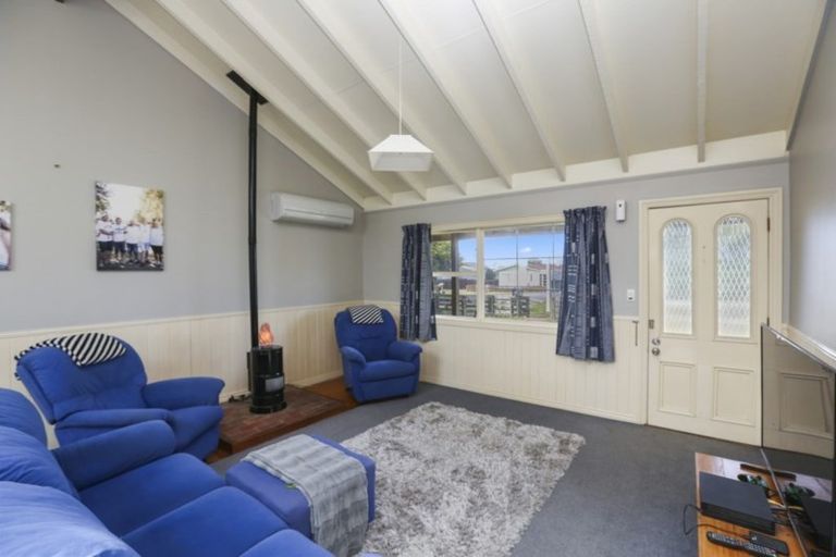 Photo of property in 11 Kauae Street, Manaia, 4612