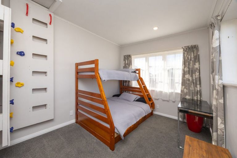 Photo of property in 43 Frederick Street, Terrace End, Palmerston North, 4410