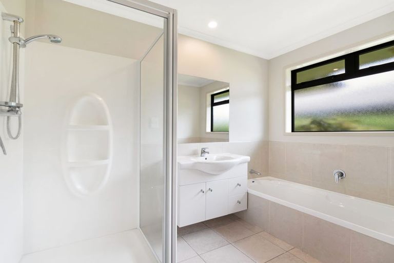 Photo of property in 3 Malta Crescent, Katikati, 3129