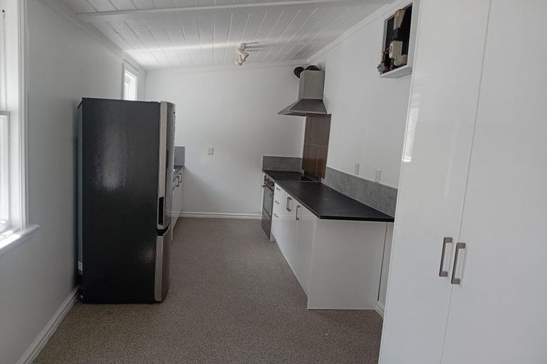Photo of property in 15 Millward Street, Newtown, Wellington, 6021