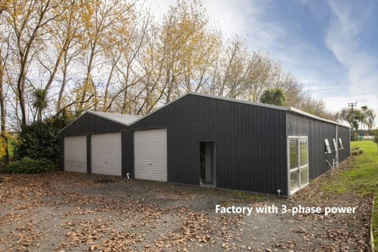 Photo of property in 726 State Highway 16, Kumeu, Waimauku, 0883