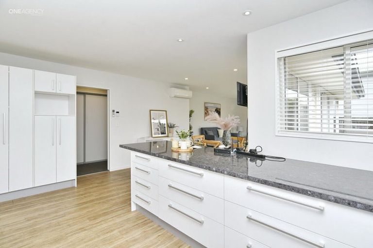 Photo of property in 276 Travis Road, New Brighton, Christchurch, 8083