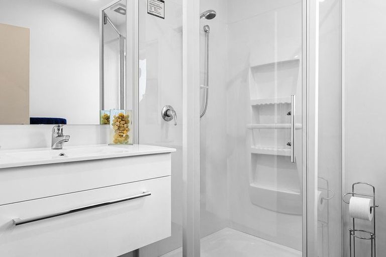 Photo of property in 11 Wades Avenue, Saint Martins, Christchurch, 8022