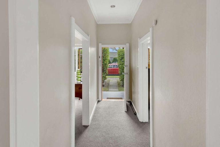 Photo of property in 205 Sylvan Road, Parkvale, Hastings, 4122