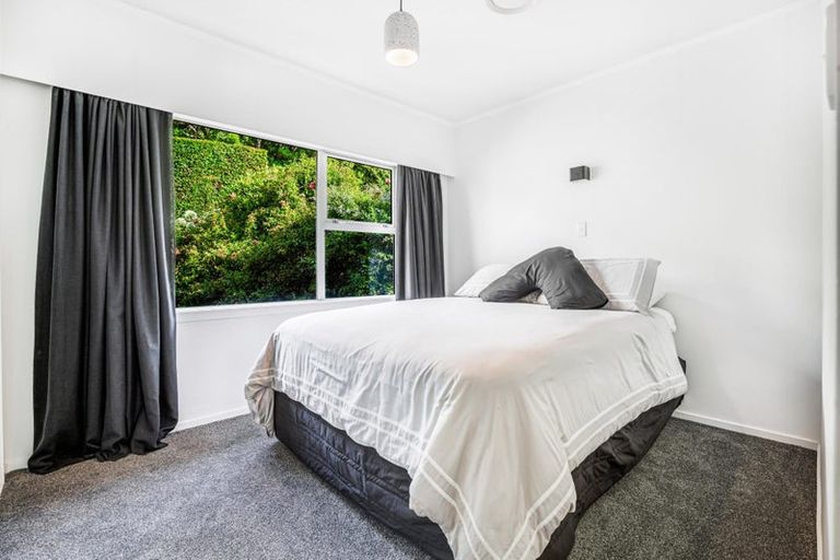 Photo of property in 470 Don Buck Road, Massey, Auckland, 0614