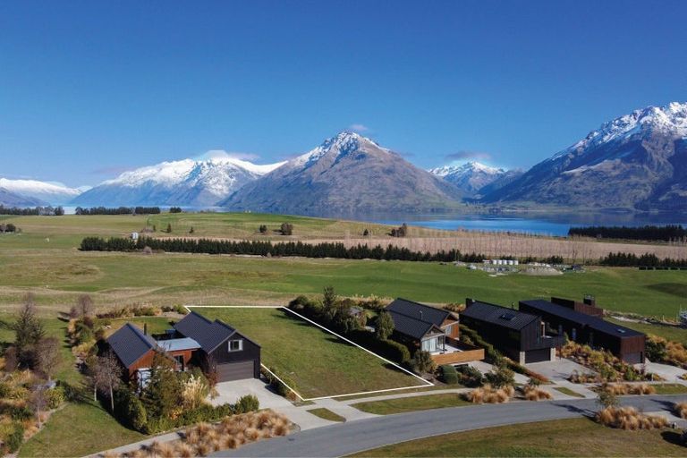 Photo of property in 53 Jacks Point Rise, Jacks Point, Queenstown, 9371