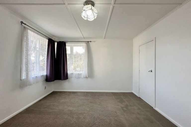 Photo of property in 49 Godley Street, Waiwhetu, Lower Hutt, 5010