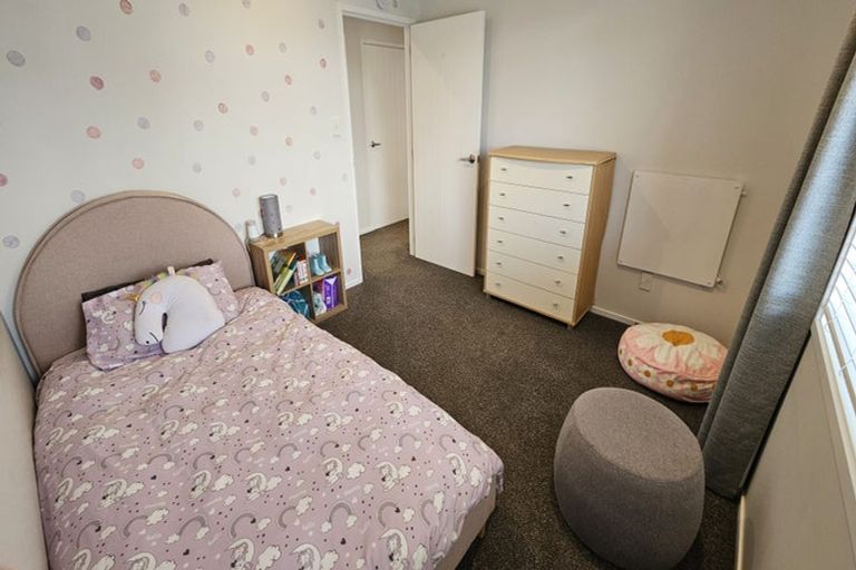 Photo of property in 13 Birdie Lane, Waiwhakaiho, New Plymouth, 4312