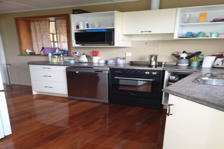 Photo of property in 5 Kowhai Place, Eltham, 4322