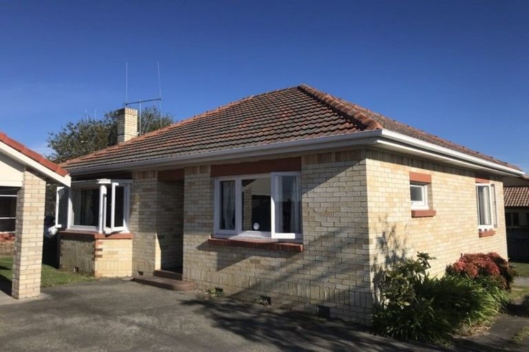 Photo of property in 20 Forest Lake Road, Forest Lake, Hamilton, 3200