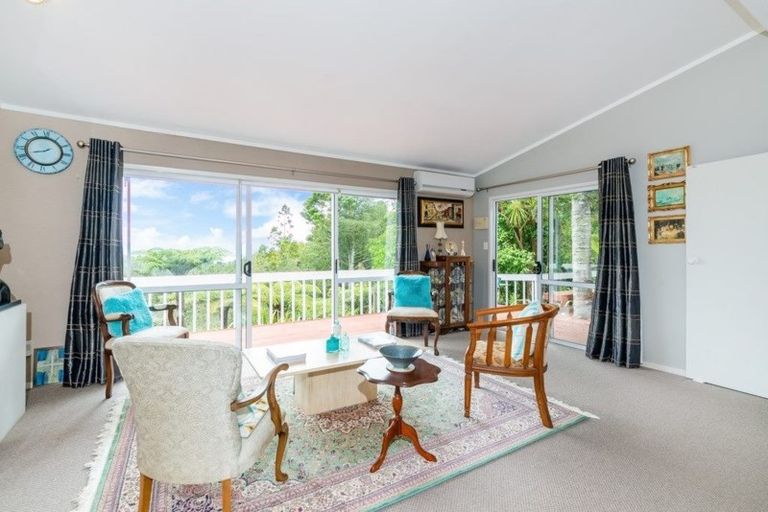 Photo of property in 9 Kauri Road, Birkenhead, Auckland, 0626