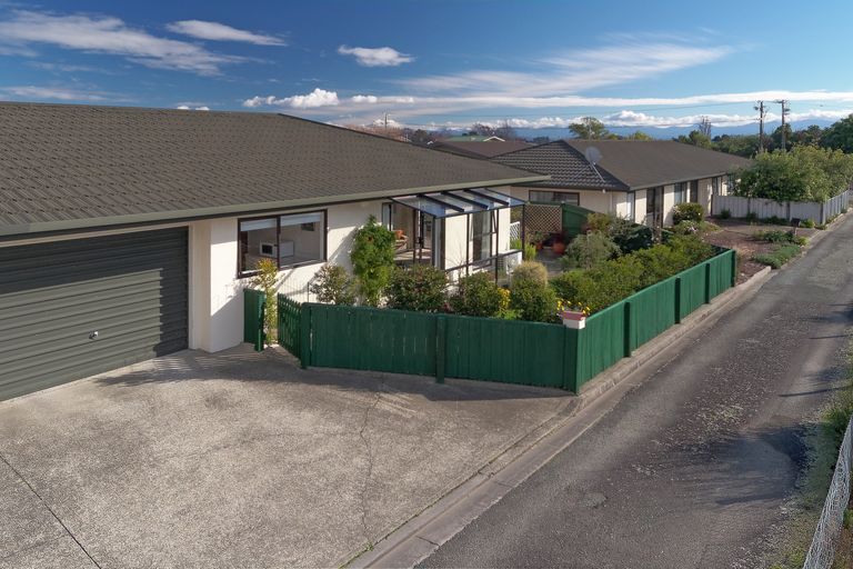 Photo of property in 2/99 Nayland Road, Stoke, Nelson, 7011