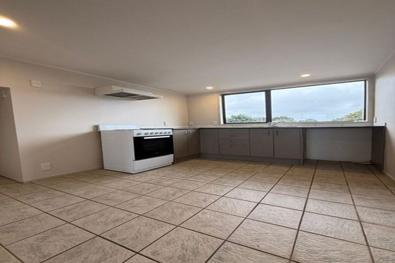 Photo of property in 21 Crawford Avenue, Mangere Bridge, Auckland, 2022