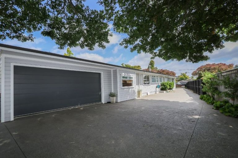 Photo of property in 28 Pulham Crescent, Queenwood, Hamilton, 3210