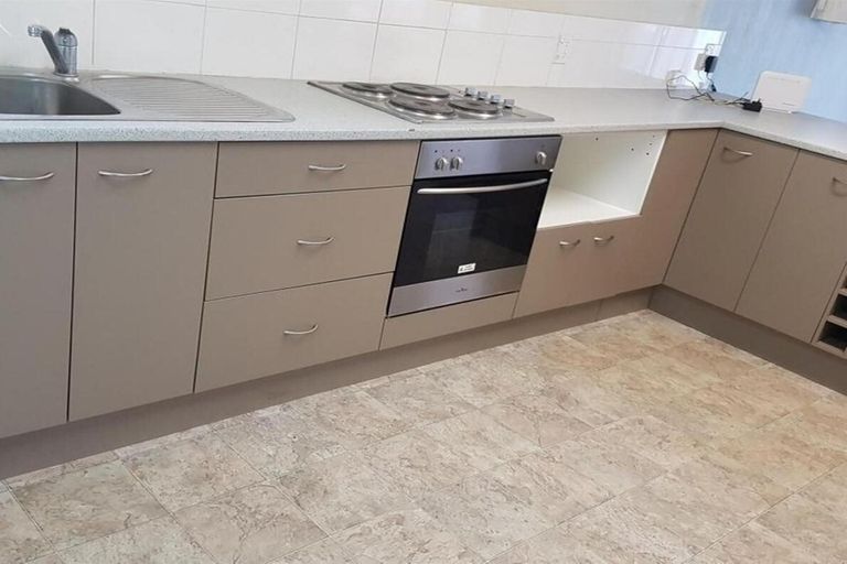 Photo of property in 17 Barrowclough Street, Hoon Hay, Christchurch, 8025