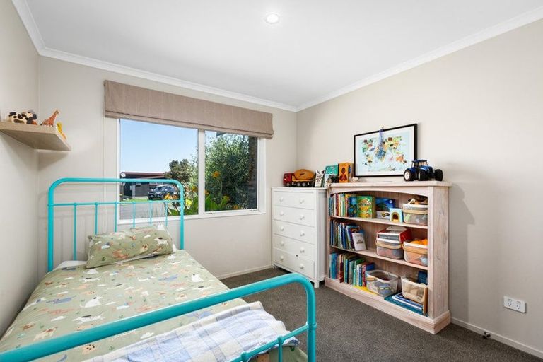 Photo of property in 7 Seafoam Place, Waihi Beach, 3611