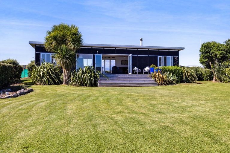 Photo of property in 32 Anglers Avenue, Warea, 4381