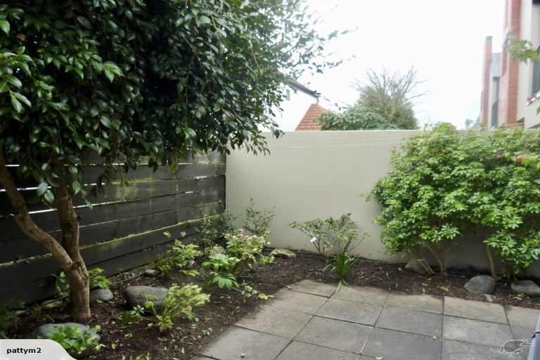 Photo of property in 3/56 Hewitts Road, Merivale, Christchurch, 8014