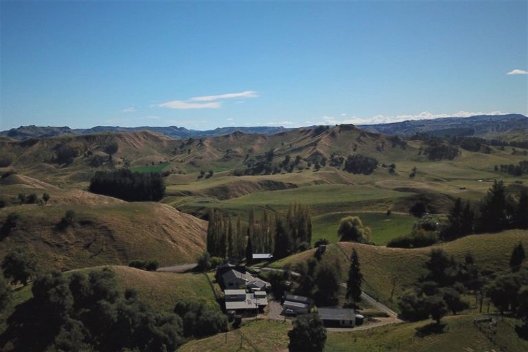 Photo of property in 454 Spooners Hill Road, Taihape, 4795