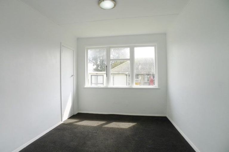 Photo of property in 88 Swaffield Road, Papatoetoe, Auckland, 2025