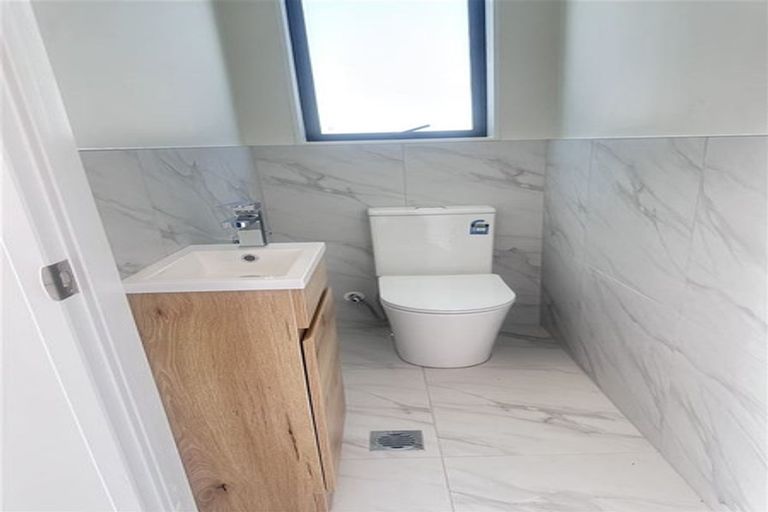 Photo of property in 141 Walters Road, Papakura, Takanini, 2110