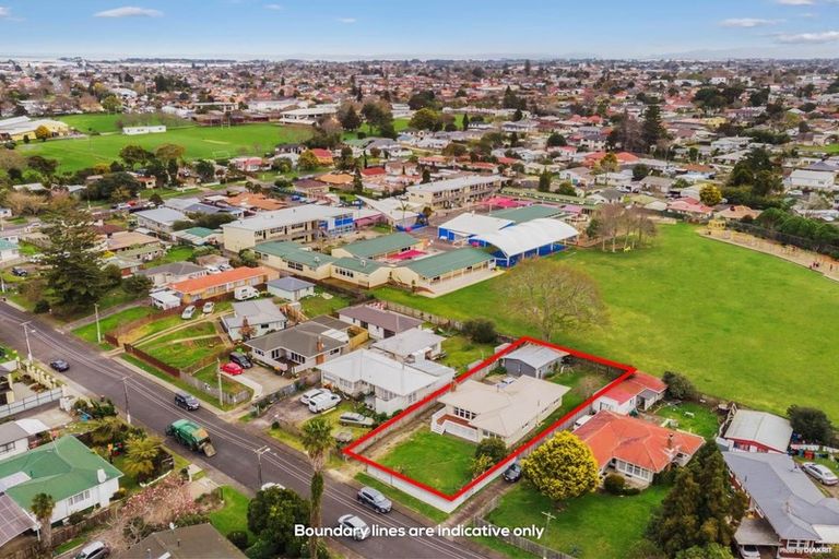 Photo of property in 14 Cornwall Road, Papatoetoe, Auckland, 2025