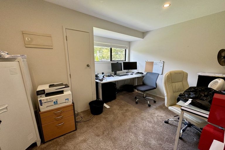 Photo of property in 62 The Terrace, Herald Island, Auckland, 0618