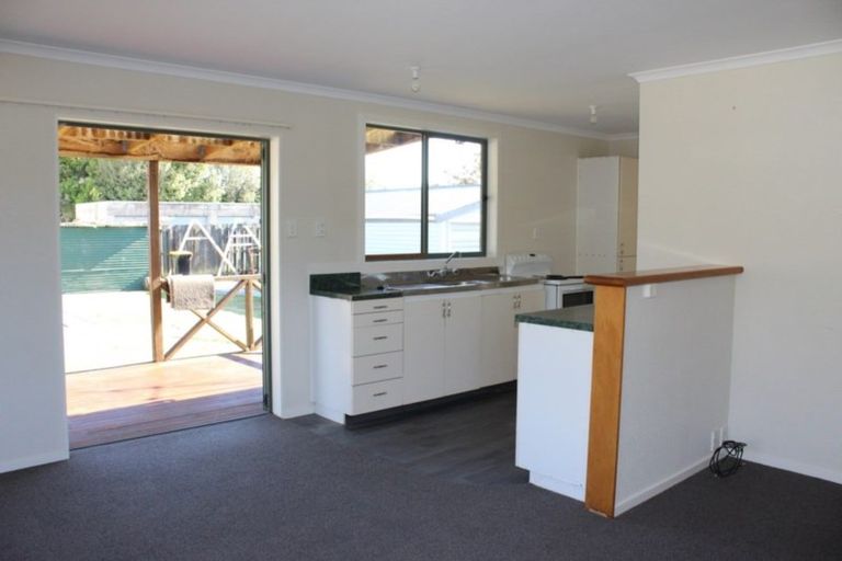 Photo of property in 6 Mararoa Drive, Manapouri, 9679