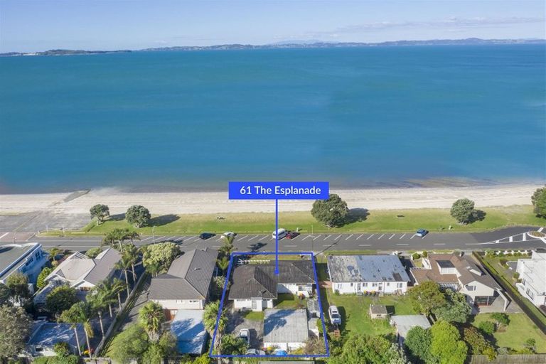 Photo of property in 61 The Esplanade, Eastern Beach, Auckland, 2012
