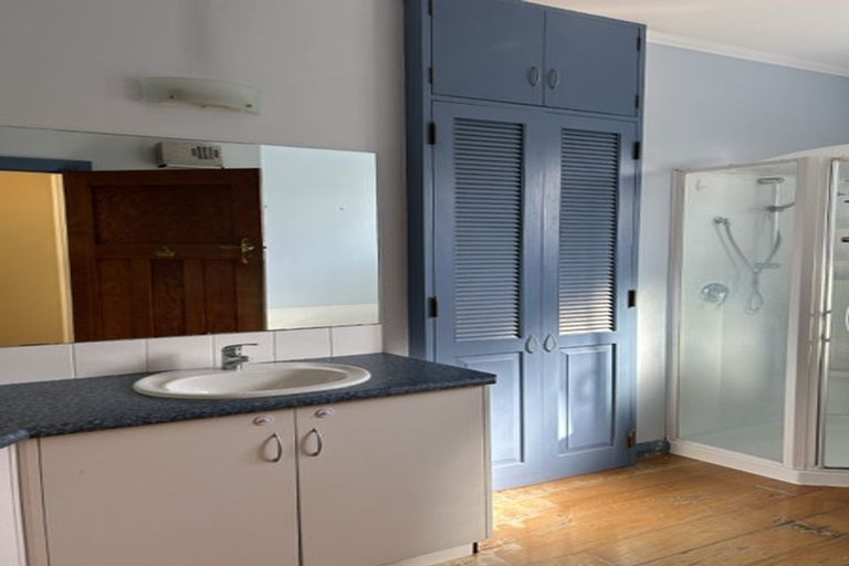 Photo of property in 51 Rotherham Terrace, Miramar, Wellington, 6022