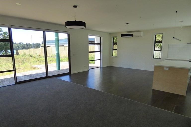 Photo of property in 22 Pohutukawa Road, Whenuapai, Auckland, 0618