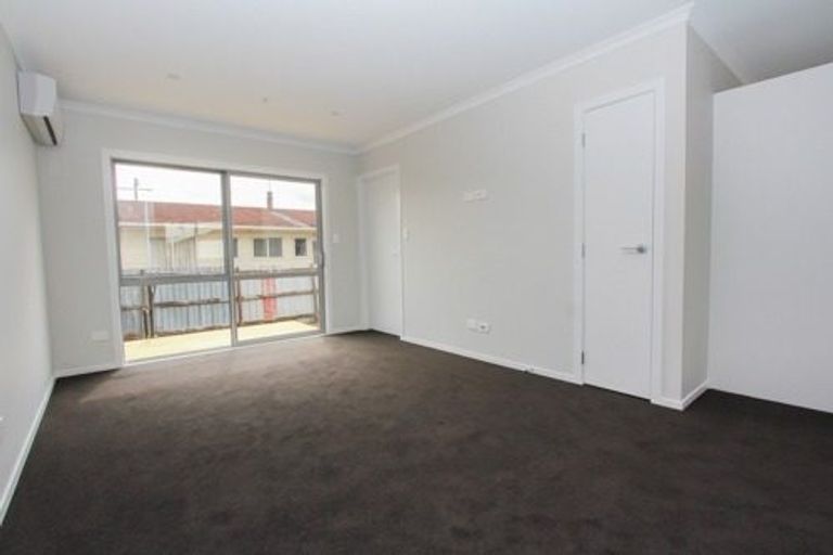 Photo of property in 4/14 Breckons Avenue, Nawton, Hamilton, 3200