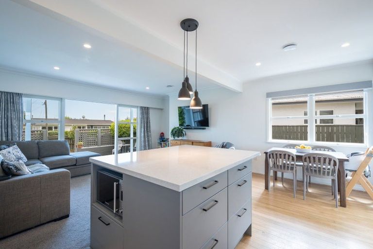 Photo of property in 6 Devon Street, Stoke, Nelson, 7011