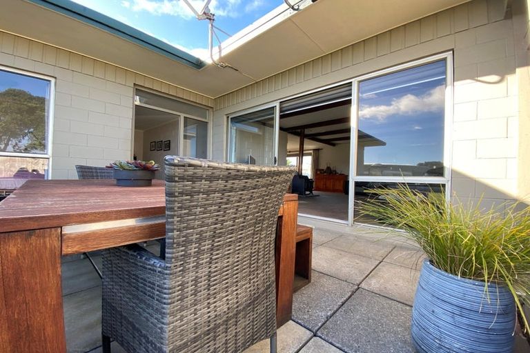 Photo of property in 1 Sarten Street, Waitara, 4320