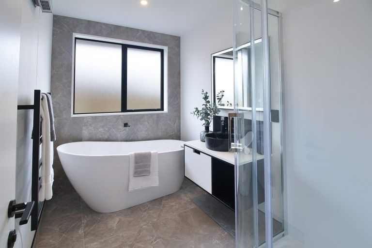 Photo of property in 38 Broadway Parade, Rolleston, 7615