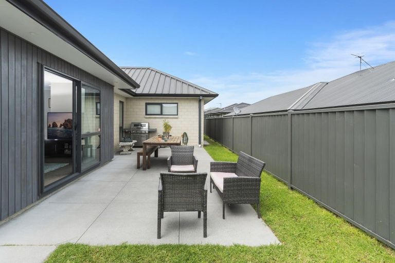 Photo of property in 4 Waghorn Street, Pyes Pa, Tauranga, 3112