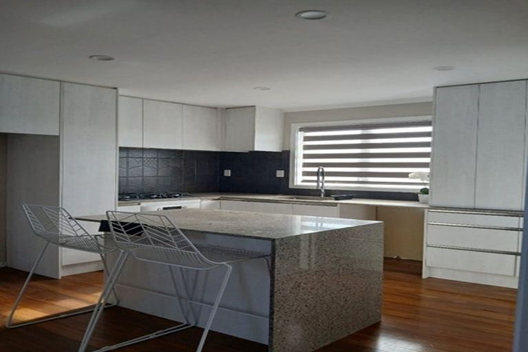 Photo of property in 1 Healy Road, Manurewa, Auckland, 2102