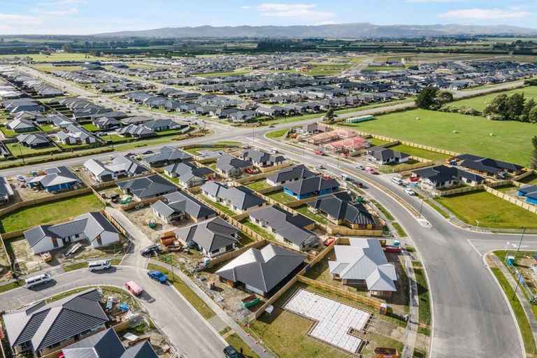 Photo of property in 31 Silverstone Loop, Rolleston, 7615