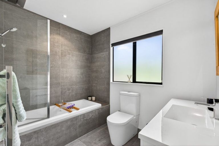 Photo of property in 281 Durham Drive, Havelock North, 4130