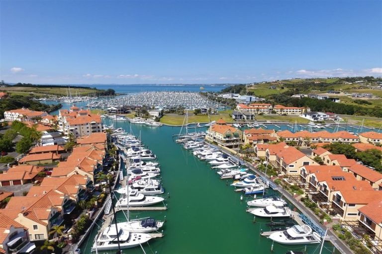 Photo of property in 36 Nautilus Drive, Gulf Harbour, Whangaparaoa, 0930