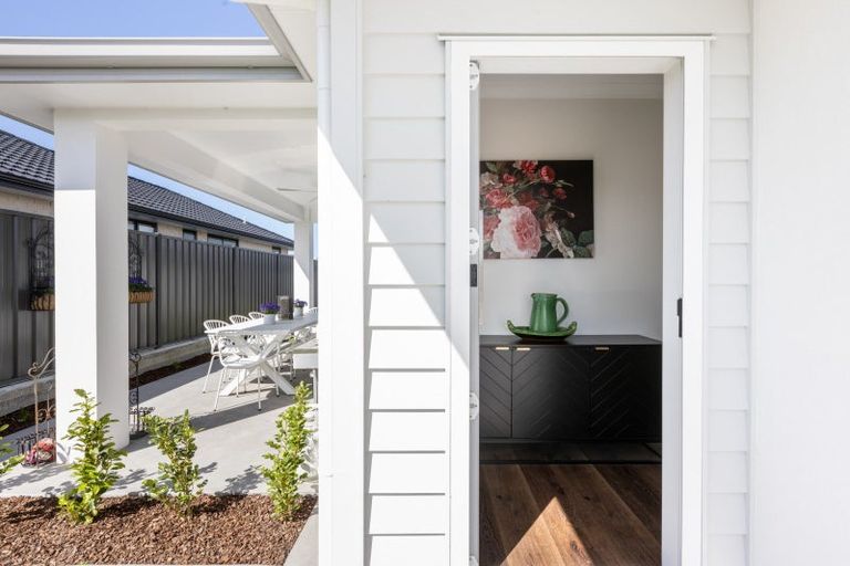 Photo of property in 10 Whangaehu Place, Awatoto, Napier, 4110