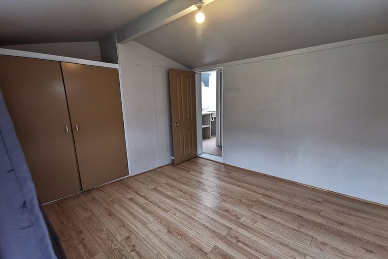 Photo of property in 67 Memorial Avenue, Ilam, Christchurch, 8053