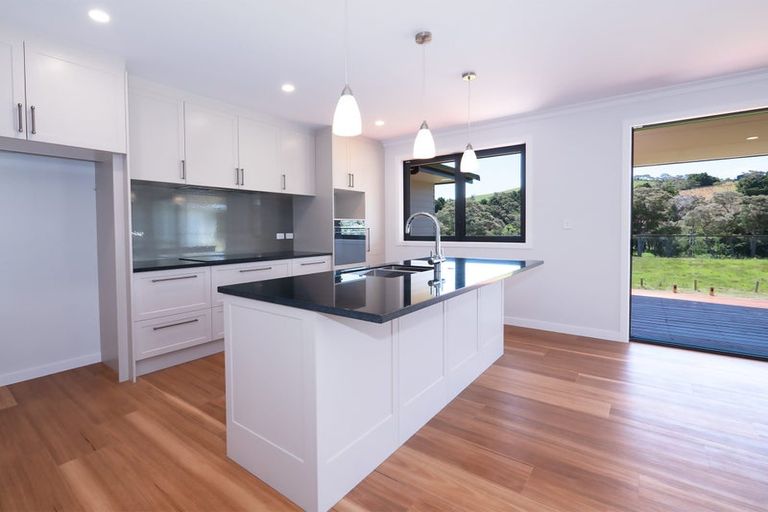 Photo of property in 40 Admiralty Drive, Haruru, 0204